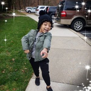 Meet your Posher, Antonio